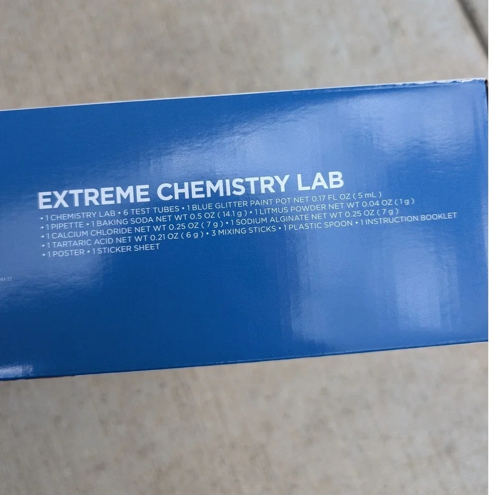 Discovery Extreme Chemistry Lab‎ Kids Multicolor New STEM Science Kit
